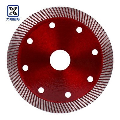 Fino zobno rezilo keramike